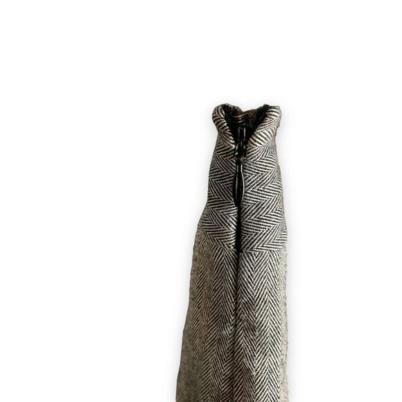 Tweed A-line Skirt with Silver Pin stripes 6P - Picture 4 of 5